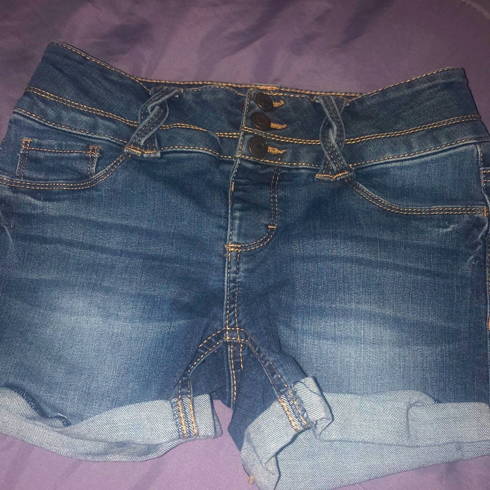 Girls shorts size 8